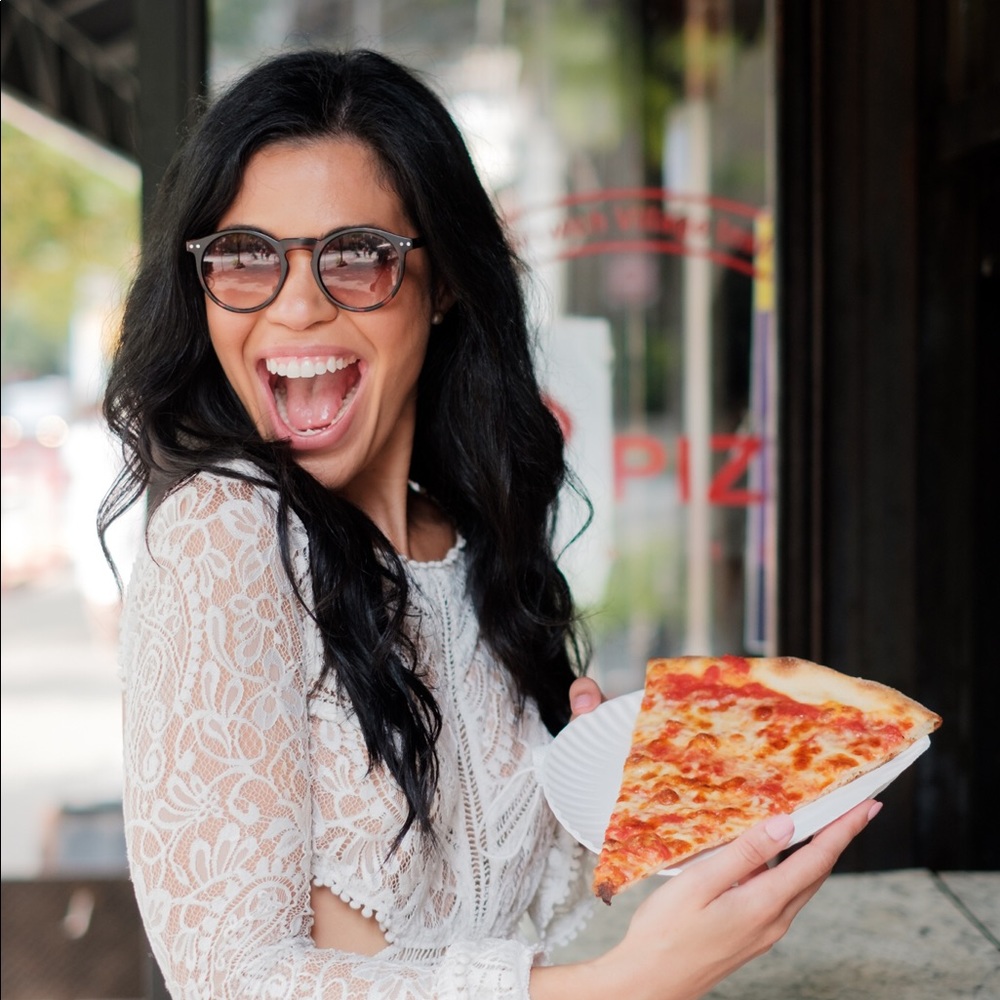 Meet your Posher, Laura